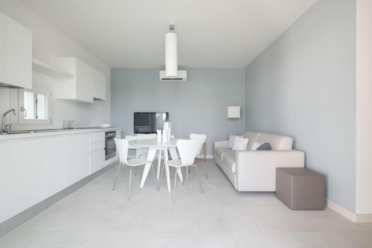 Immobiliare Jvl - Les Maisons Apartment *